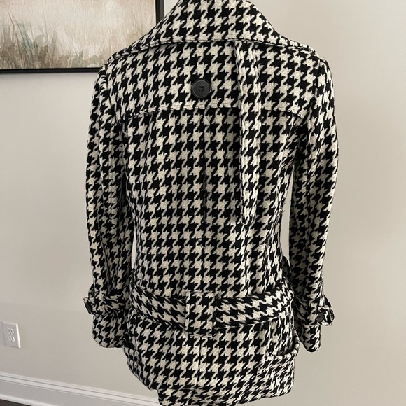 - Black and white trench coat by American Rag - Picture 3 of 3